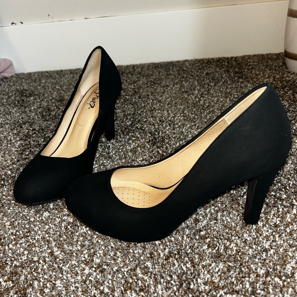 🩷Y•Not Black Women's Heels size 7.5